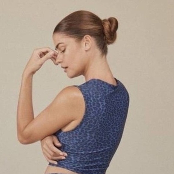 Acacia Swimwear Costa Top in Blue Amur Size XL NWT - Picture 3 of 15